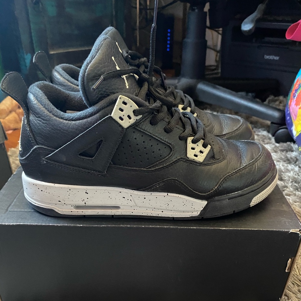 Jordan 4 Oreos